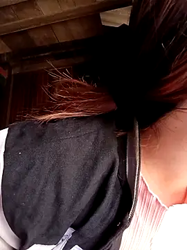 XoiXoi232 online show from November 17, 2:56 am