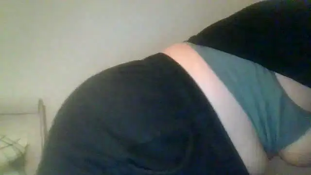 CherryJuneExperience online show from March 30, 11:15 pm