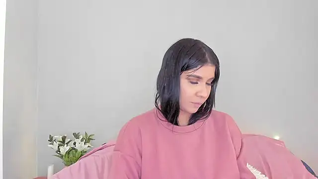 Laura-angeel online show from October 29, 8:44 pm