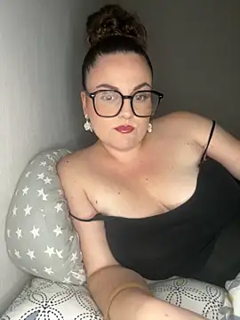 Snapshot of whitequeen_xxx chatting on September 12, 8:38 pm whitequeen xxx online show from September 12, 8:38 pm