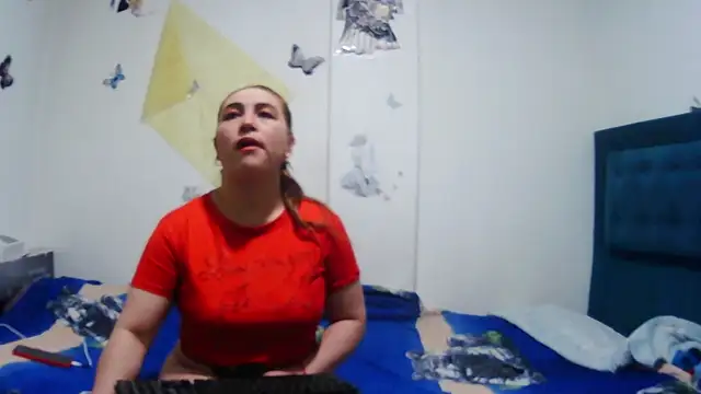 AddyStuart  online show from June 21, 3:32 am