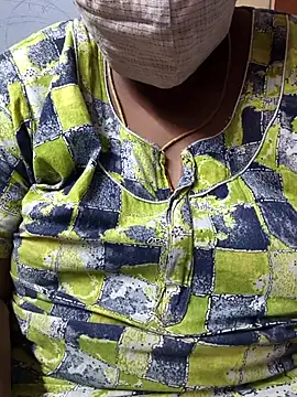 TAMIL ELAKKIYA online show from November 21, 8:16 am