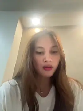 LanySylvia online show from May 9, 6:32 pm