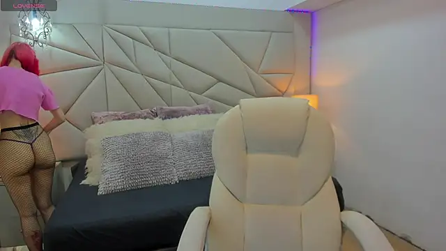 persefone 333 online show from October 4, 8:02 pm