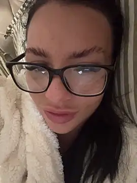 Snapshot of BELLABLACKXUK chatting on October 5, 8:14 pm BELLABLACKXUK online show from October 5, 8:14 pm