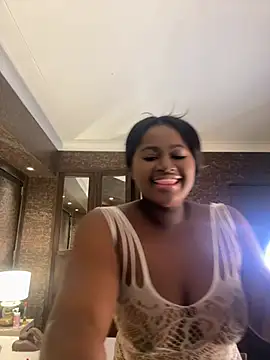 kaylie mitchel online show from July 31, 10:55 pm