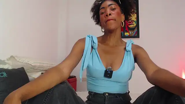 lucyymaximo online show from July 18, 12:36 am
