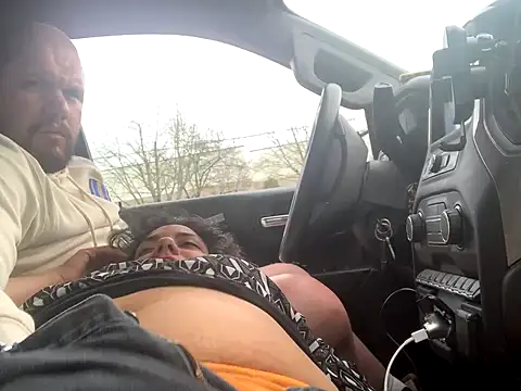 shakeweight online show from December 15, 11:32 pm