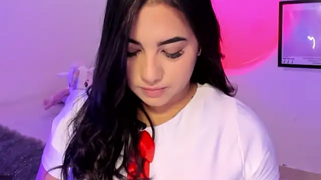 megancartter  online show from December 1, 12:41 pm