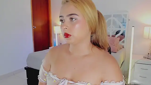 MikaelaStone online show from February 9, 1:24 pm