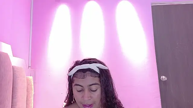 AndreaSweet2 online show from June 12, 8:17 pm