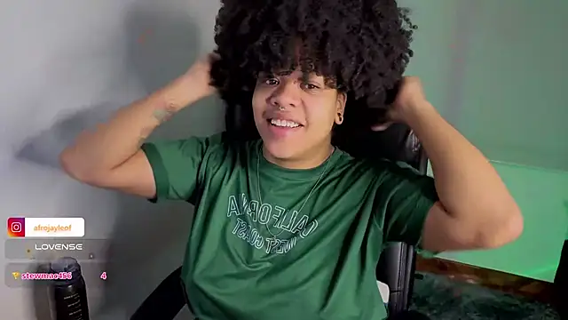 Snapshot of afro_jayleof chatting on September 14, 12:30 am afro jayleof online show from September 14, 12:30 am