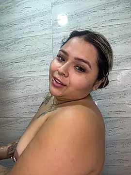 ashley-swift- online show from February 8, 2:32 pm