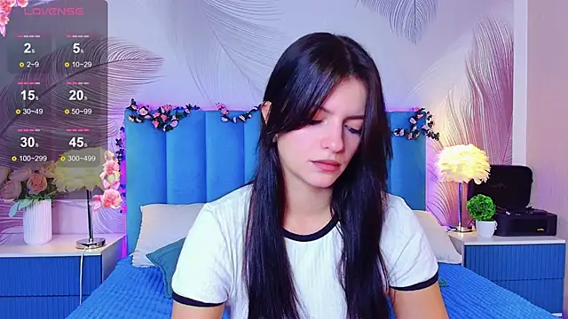 Snapshot of kimberlyy77 chatting on October 12, 6:38 am kimberlyy77 online show from October 12, 6:38 am