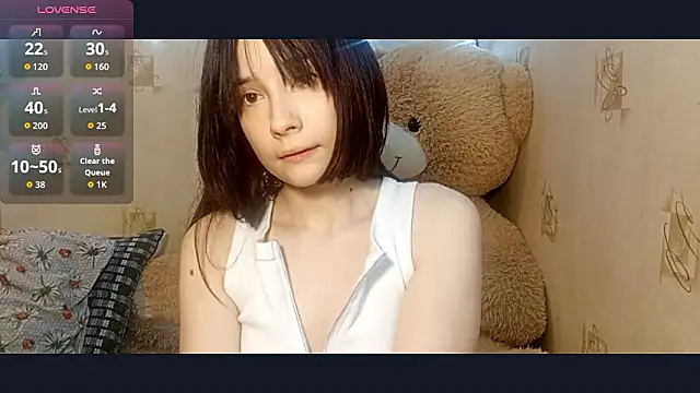 Honeey Beee online show from January 18, 3:19 pm