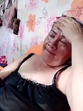 vickyhot1966 online show from August 1, 12:01 am