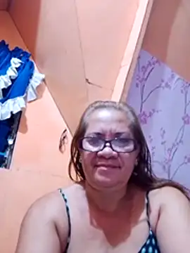 vickyhot1966 online show from June 23, 9:02 pm
