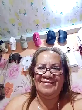 vickyhot1966 online show from July 12, 9:04 pm