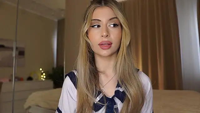 GeorginaHarn online show from March 6, 9:04 am