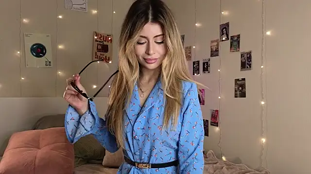 GeorginaHarn online show from September 19, 8:24 am