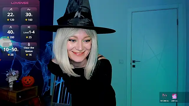 EvelynPoole online show from October 23, 1:44 am