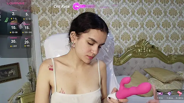 JessB  online show from February 13, 8:21 pm