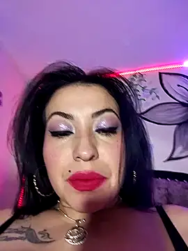Snapshot of angelicroose2 chatting on September 14, 7:23 pm angelicroose2 online show from September 14, 7:23 pm