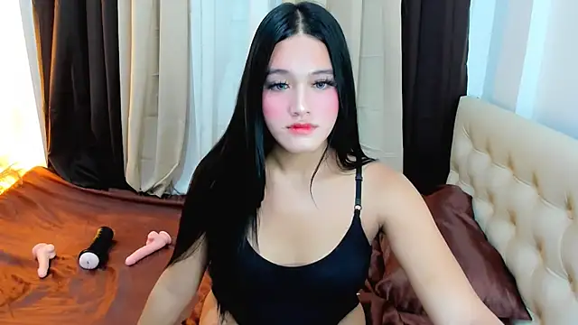 Snapshot of akishalove chatting on October 3, 1:27 pm akishalove online show from October 3, 1:27 pm