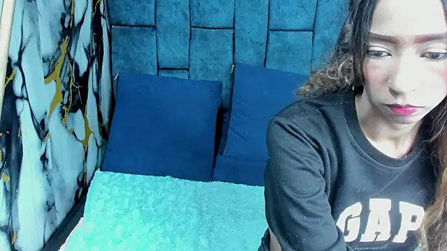ValentinaKlean online show from June 7, 12:06 am