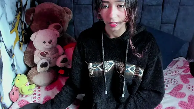 ValentinaKlean online show from July 28, 3:59 am