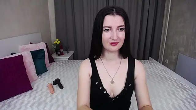 EvelinCuper online show from November 18, 6:25 am