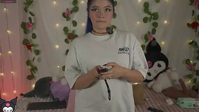 cutee andrea online show from July 3, 4:18 am
