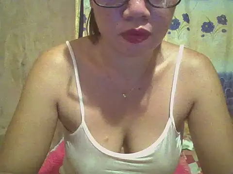 sexymorenal18 online show from April 1, 1:41 pm