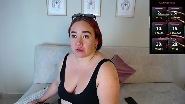 Snapshot of Paris_boobsbbw chatting on September 28, 10:37 pm Paris boobsbbw online show from September 28, 10:37 pm