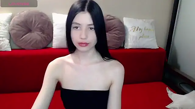 SelinLi online show from April 28, 8:18 am