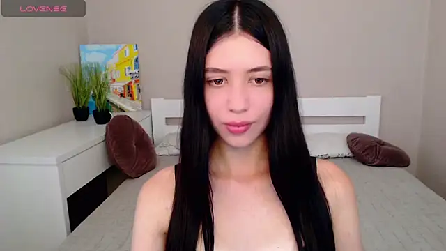 SelinLi online show from July 28, 11:50 am