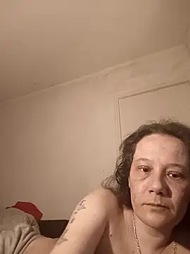 zeousseelphie online show from April 29, 5:30 pm