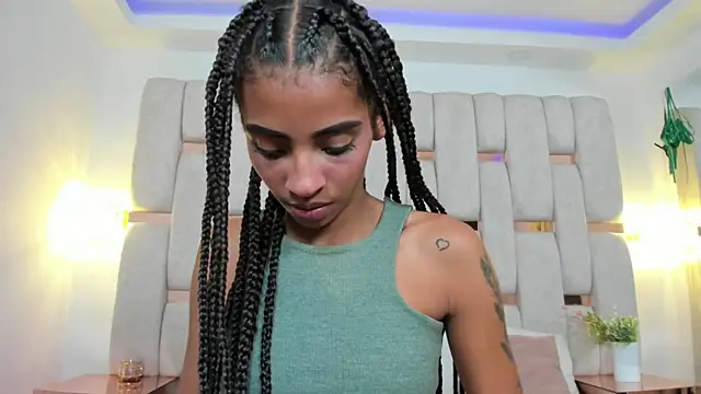 sarah ashbourne online show from October 24, 12:39 am