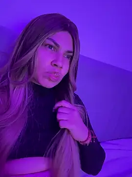 MiaKiittyy online show from May 1, 10:46 pm