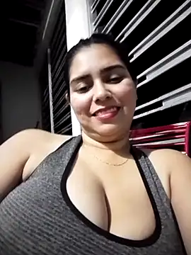 yesi-nursehot online show from November 16, 4:03 am