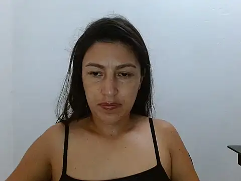 SarahFriendly online show from June 14, 1:55 pm