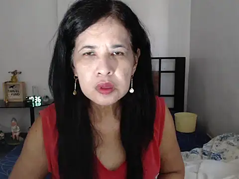 Snapshot of Prettysweetmum chatting on October 1, 2:38 am Prettysweetmum online show from October 1, 2:38 am