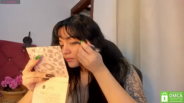 Snapshot of Darky_Doll chatting on September 30, 10:14 pm Darky Doll online show from September 30, 10:14 pm