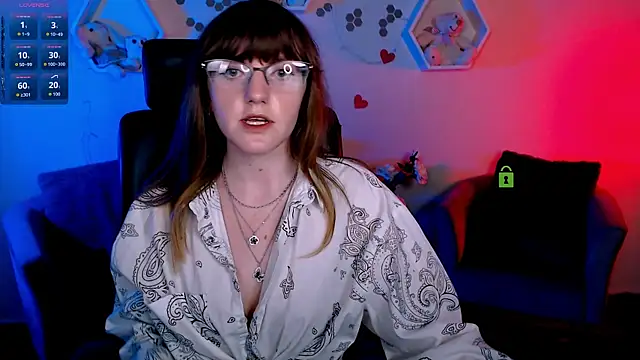 Snapshot of ava_mystic_ chatting on October 18, 9:12 am ava mystic online show from October 18, 9:12 am