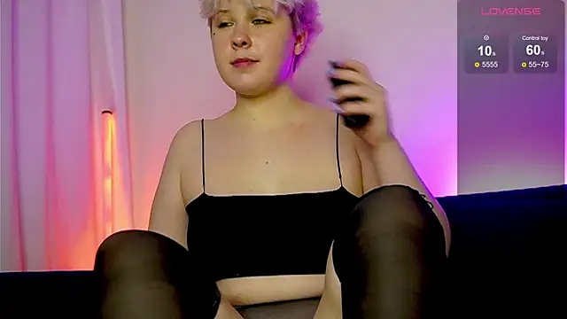 Snapshot of teyasunny chatting on October 31, 9:19 pm teyasunny online show from October 31, 9:19 pm