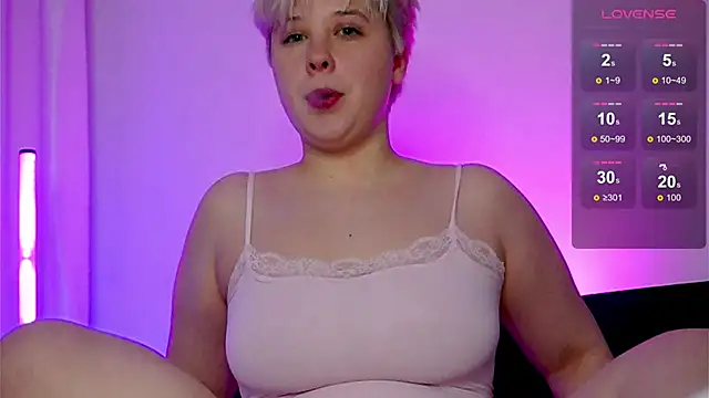 Snapshot of teyasunny chatting on October 26, 9:21 pm teyasunny online show from October 26, 9:21 pm