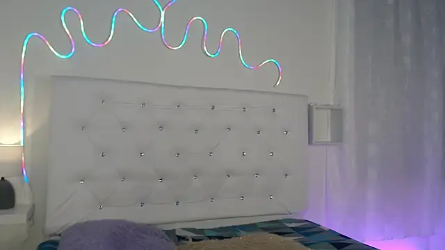 tatixxxvega online show from October 6, 1:28 pm