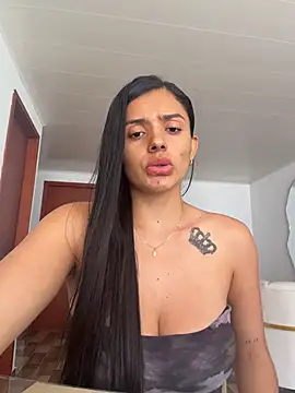 AnaaFaith  online show from August 6, 7:32 pm