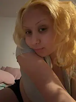 Destinyym online show from May 2, 2:48 am