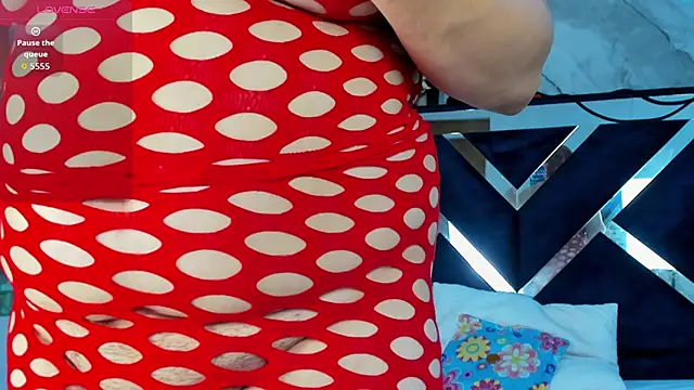 VanessaHard as online show from February 3, 7:40 pm